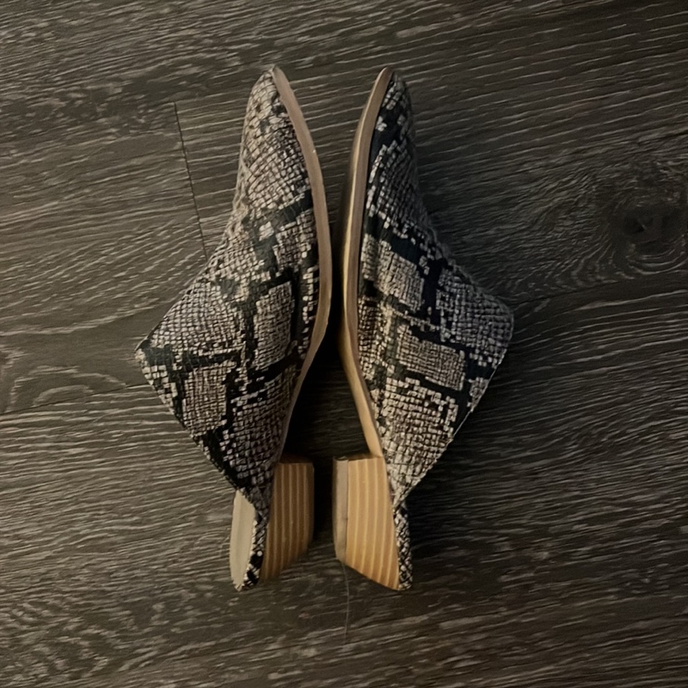 Coconuts By Matisse - Chloe Snakeskin Pointed Toe… - image 3